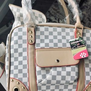 PET CARRIER/SMALL ANIMAL, STYLISH & AIRLINE APPROVED
